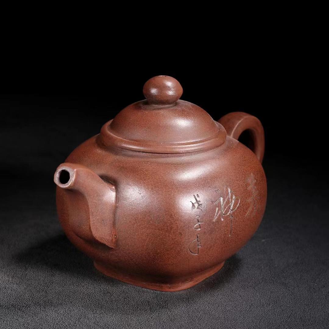 中国古美術・原鉱底槽清泥養神紋・紫砂壺・底款:顧景舟・朱泥・急須・茶壺・茶道具