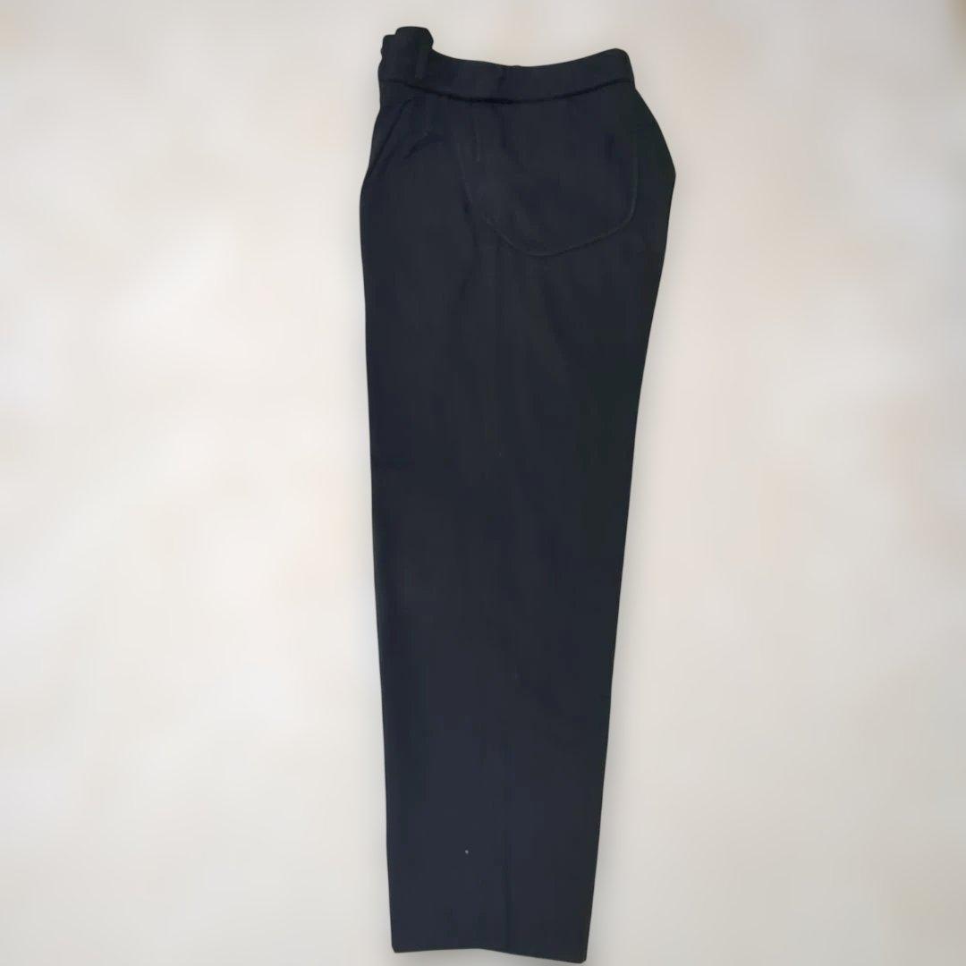 k*a様 ISSEY MIYAKE　イッセイミヤケ　黒　綿パンツ