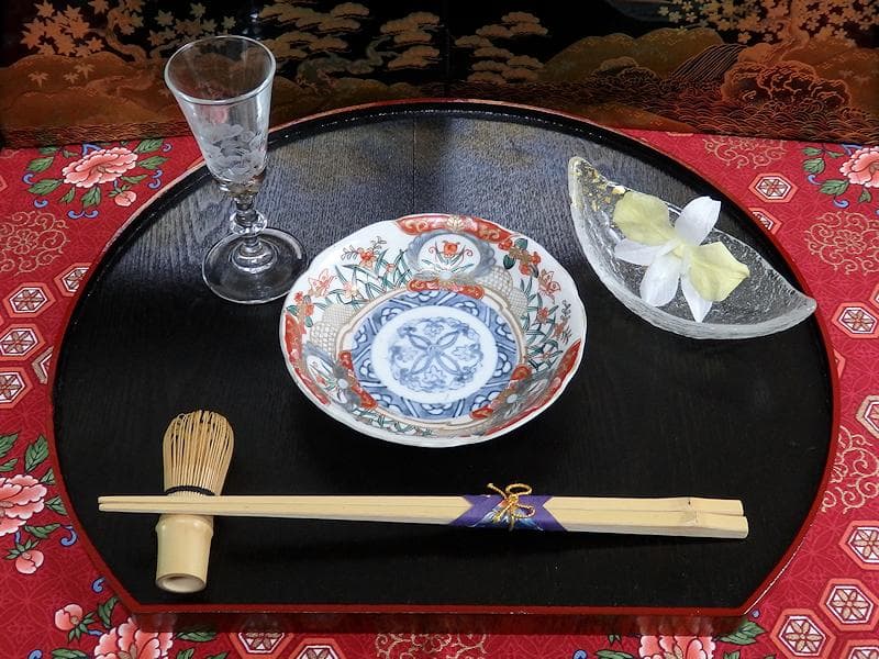 古伊万里　色絵　蝶に菖蒲の図　４寸皿　４枚　C232AS-WWs