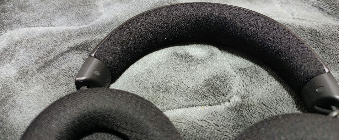 Razer Kraken V4 ワイヤレスゲーミングヘッドセット