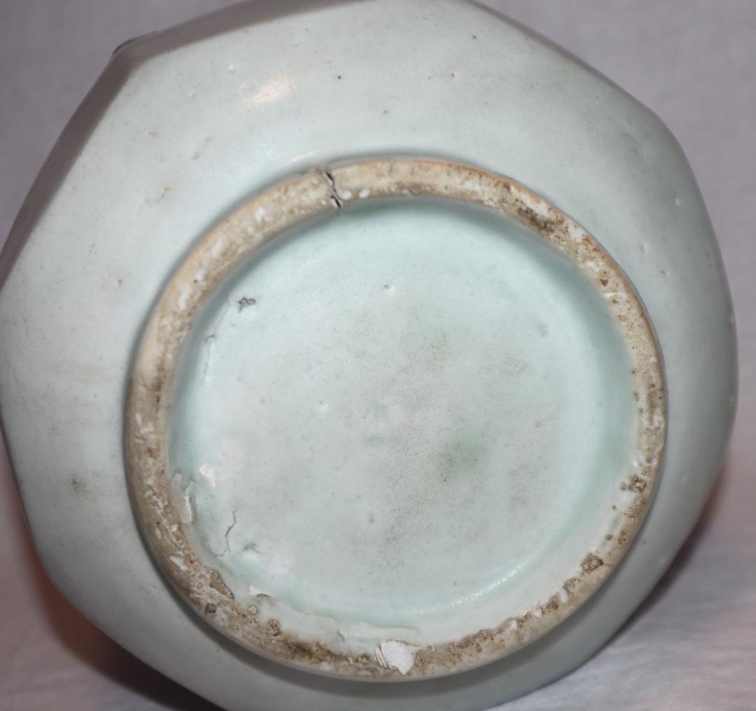 李朝白磁面取り壺