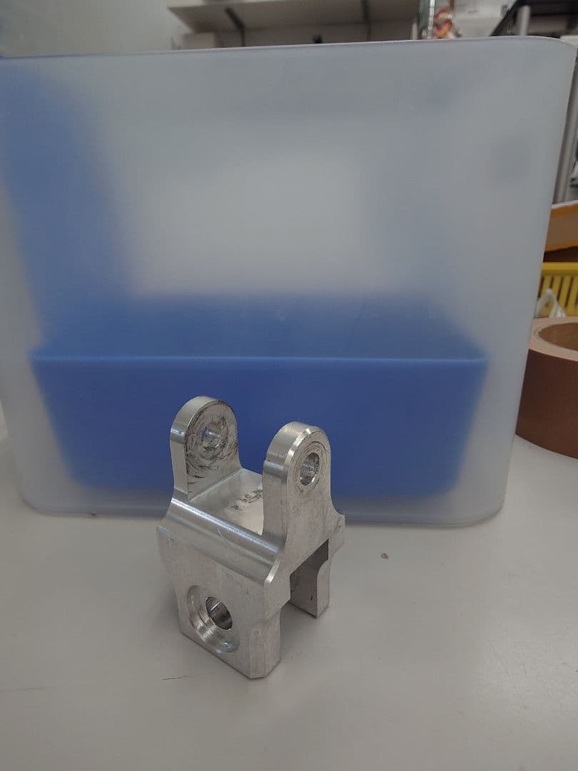 r*m様 ＸＲ１００モタード サスペンションアダプター