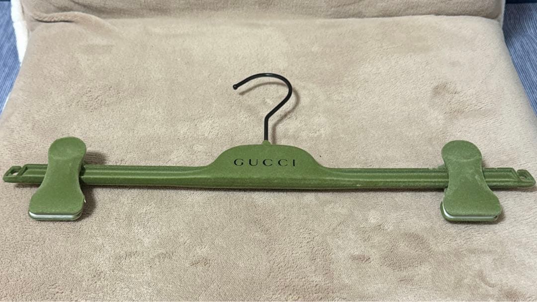 GUCCI  ショートパンツ ハーフパンツ（水着）とハンガーセット