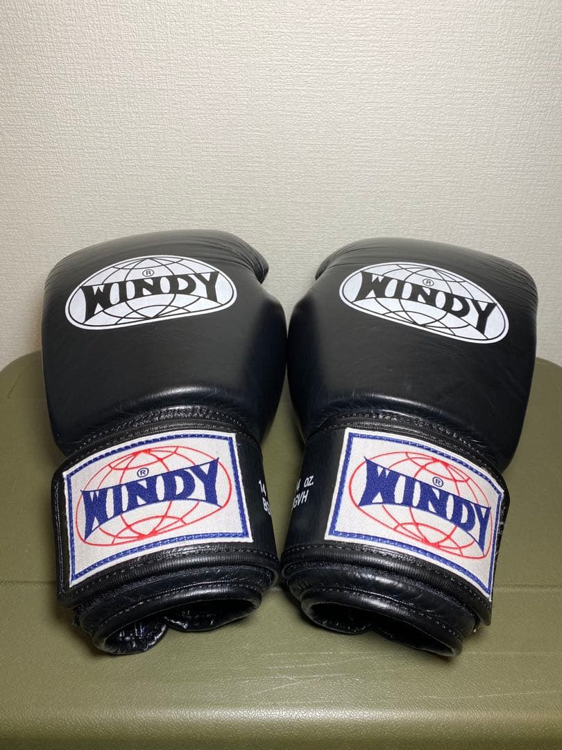 早い者勝ち！限定価格！WINDY ボクシンググローブ 14oz ブラック