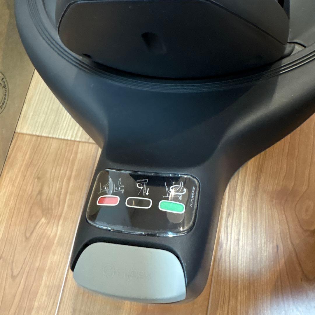 Cybex ベースT