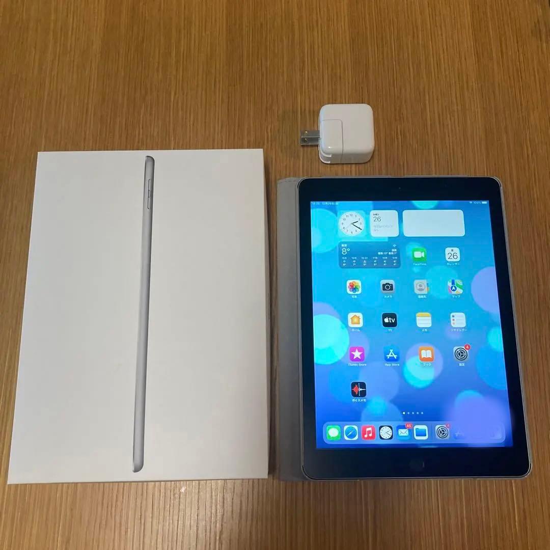 美品　iPad 第5世代　Wi-Fiモデル　シルバー　32GB 美品　A1822