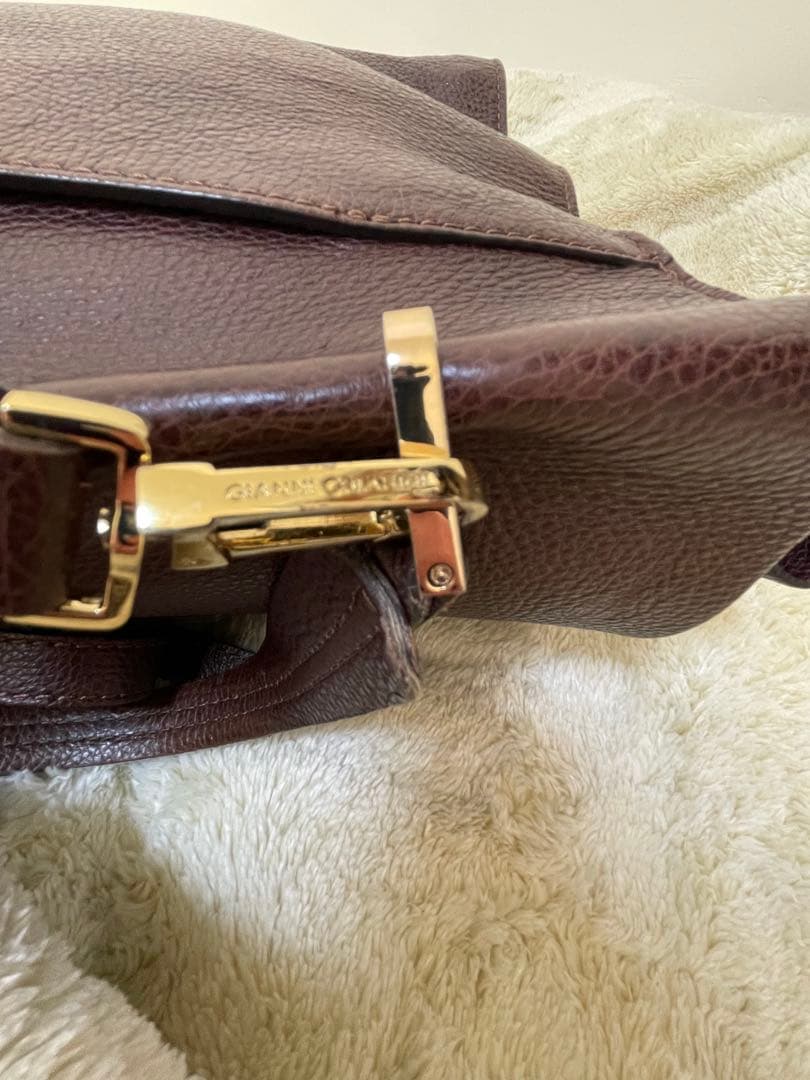美品GIANNI CHIARINI（ジャンニキャリーニ） レザーショルダーバッグ