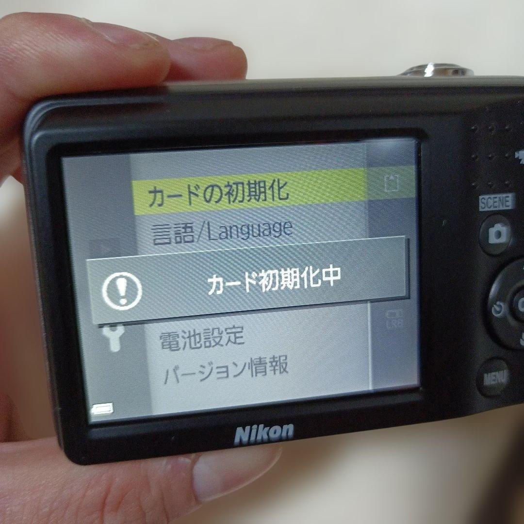 Nikon COOLPIX A10 コンパクトデジタルカメラ シルバー