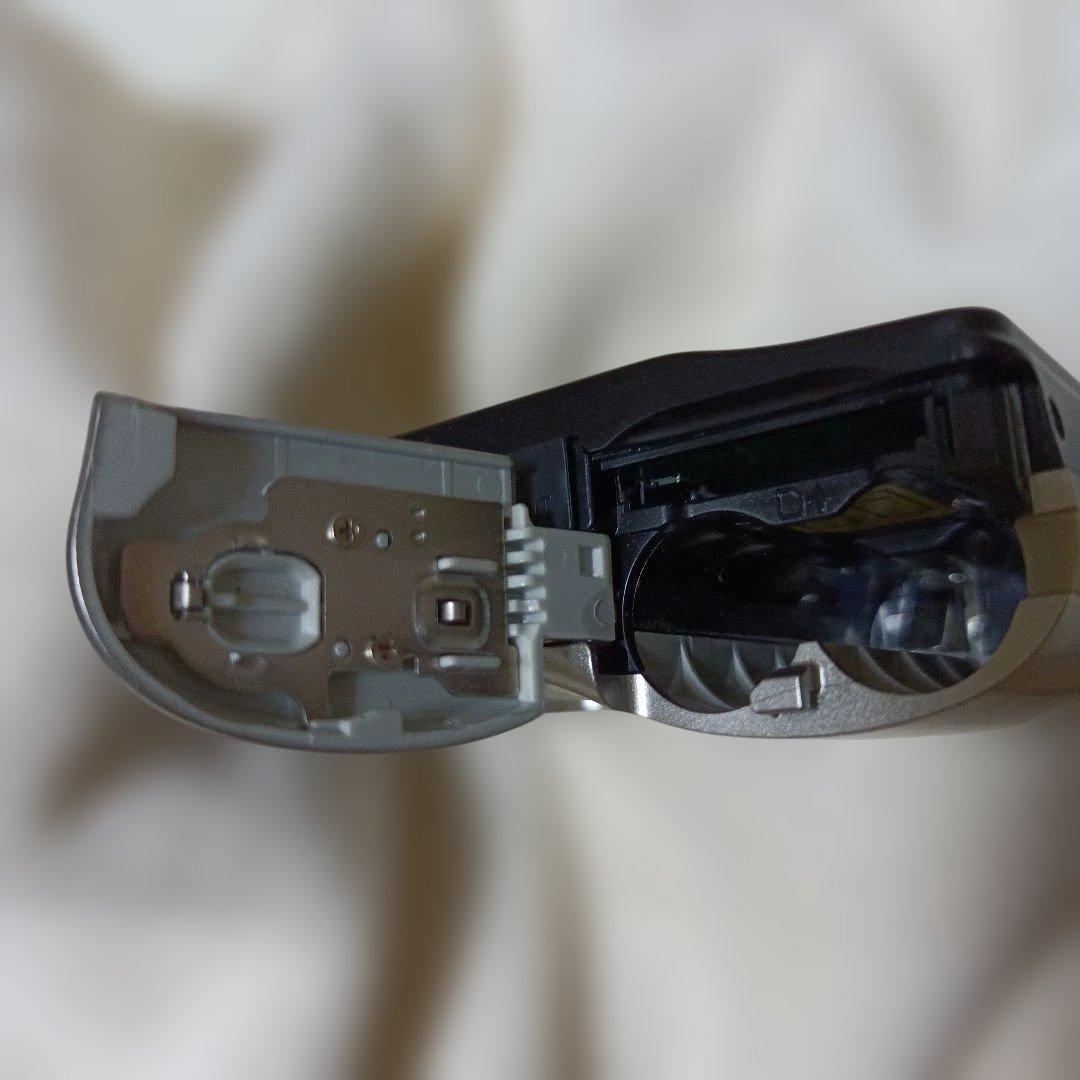 Nikon COOLPIX A10 コンパクトデジタルカメラ シルバー