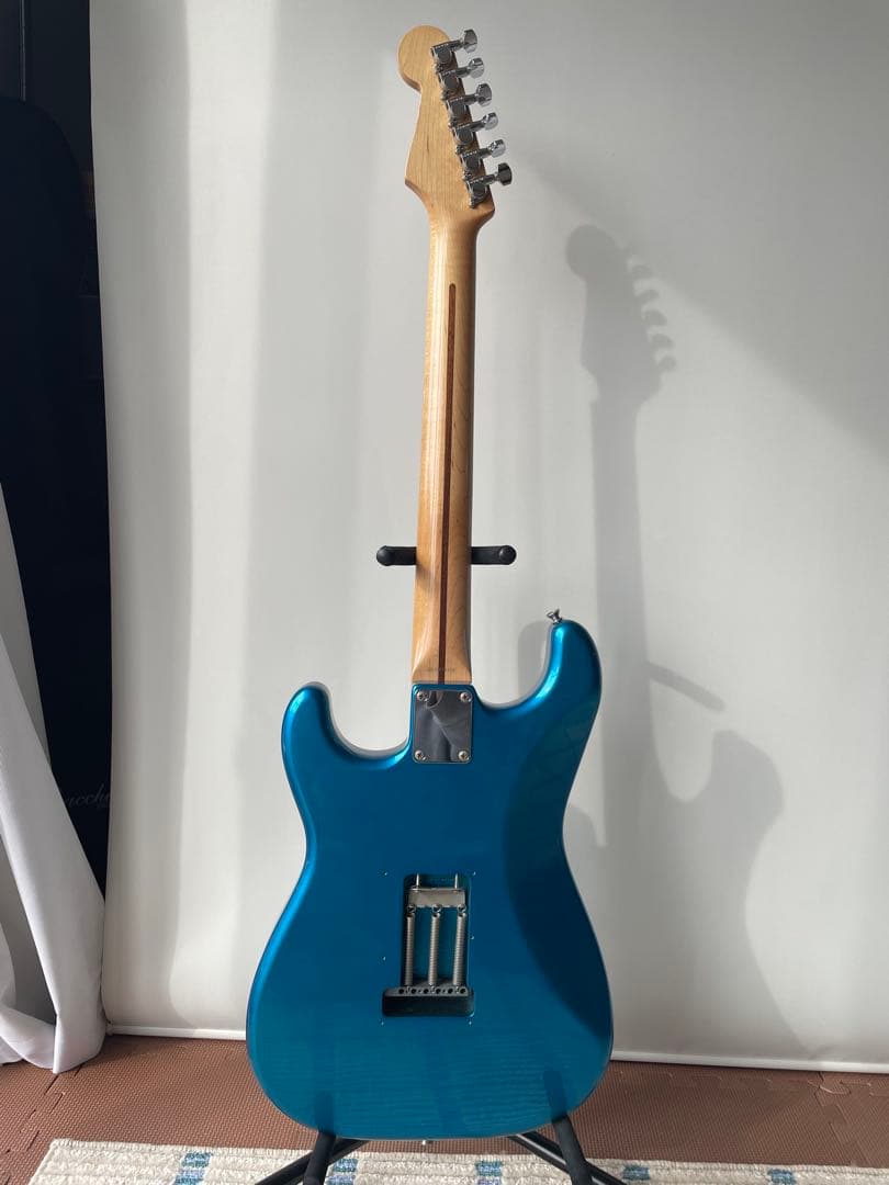 【希少カラー】Fender Japan ストラトキャスター Oシリアル LPB