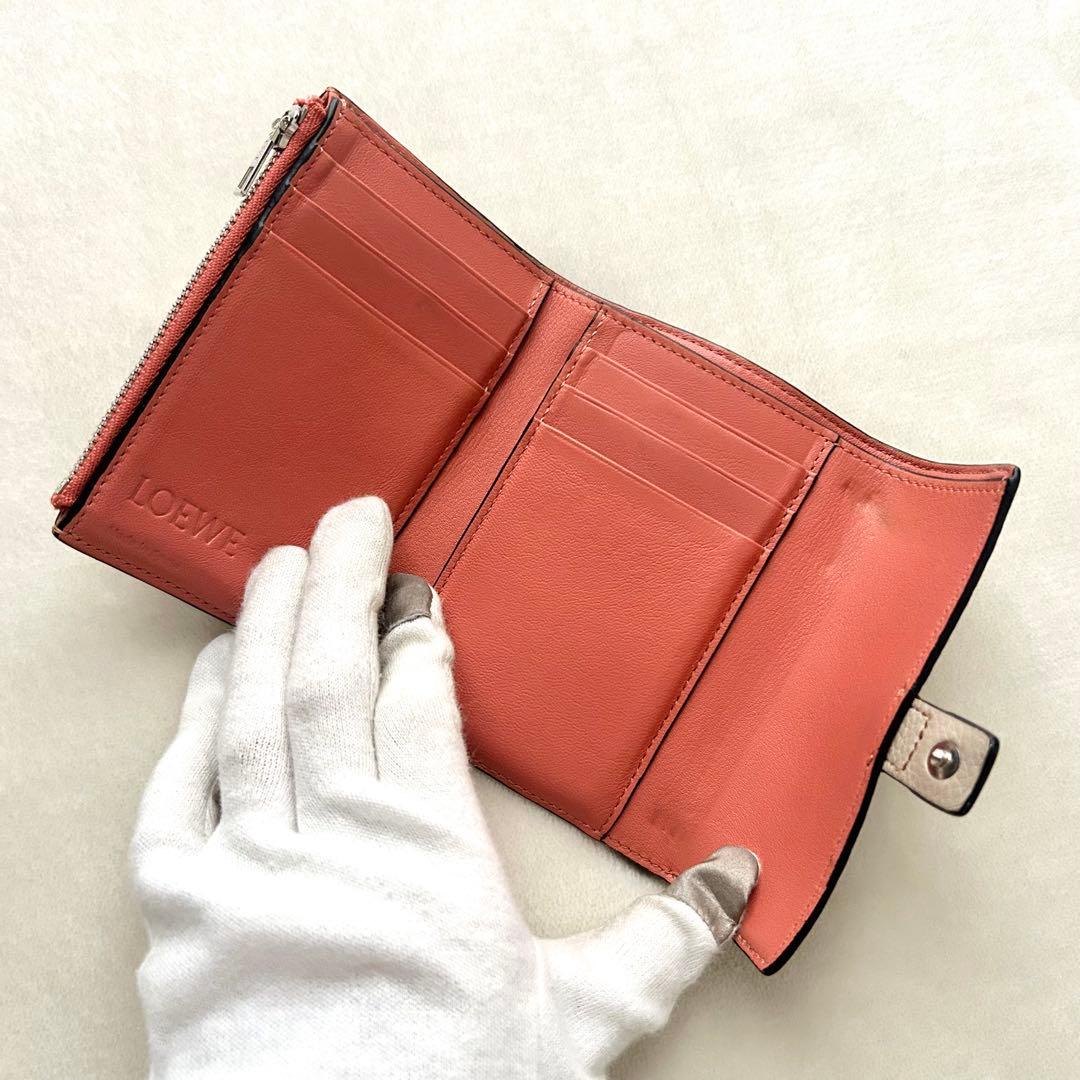 LOEWE ロエベ 三つ折り財布 コンパクトウォレット アナグラム レザー
