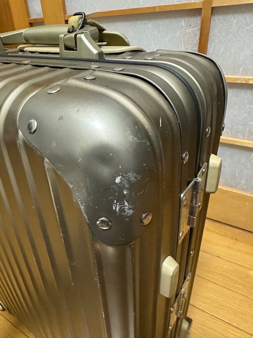 RIMOWA☆リモワスーツケース　トパーズチタニウム32L機内持ち込み可能