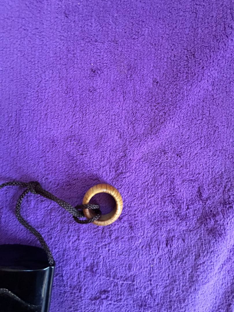 螺鈿 漆塗り 馬の絵柄 来年の干支 根付 印籠