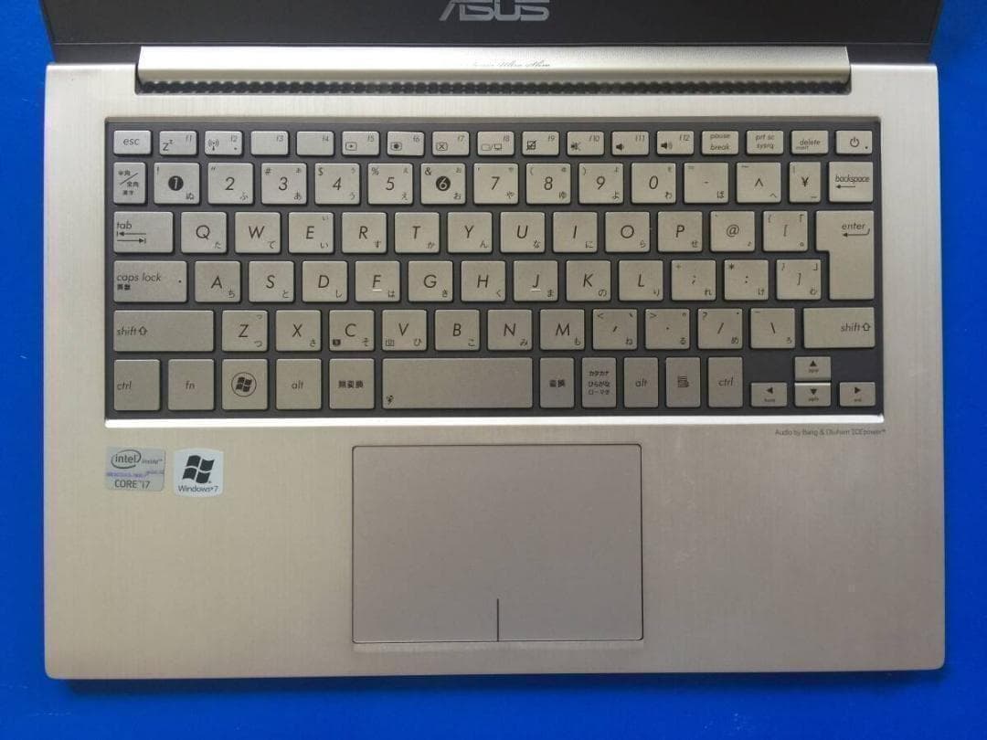 ASUS UX31E 13.3型TFT液晶　薄型・コンパクト ノートパソコン