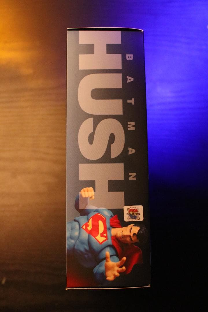 新品未開封MAFEX 117スーパーマン・ハッシュSUPERMAN