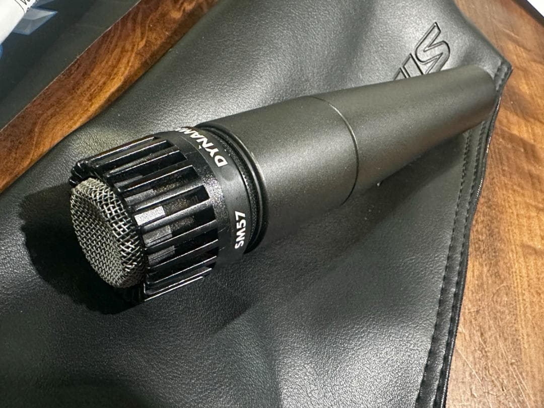☆美品☆SHURE ( シュア ) / SM57 ダイナミックマイク