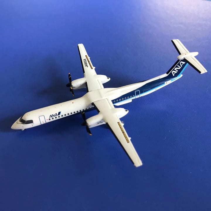 ミニカー 1/400 ANA Q400 JAC 340B