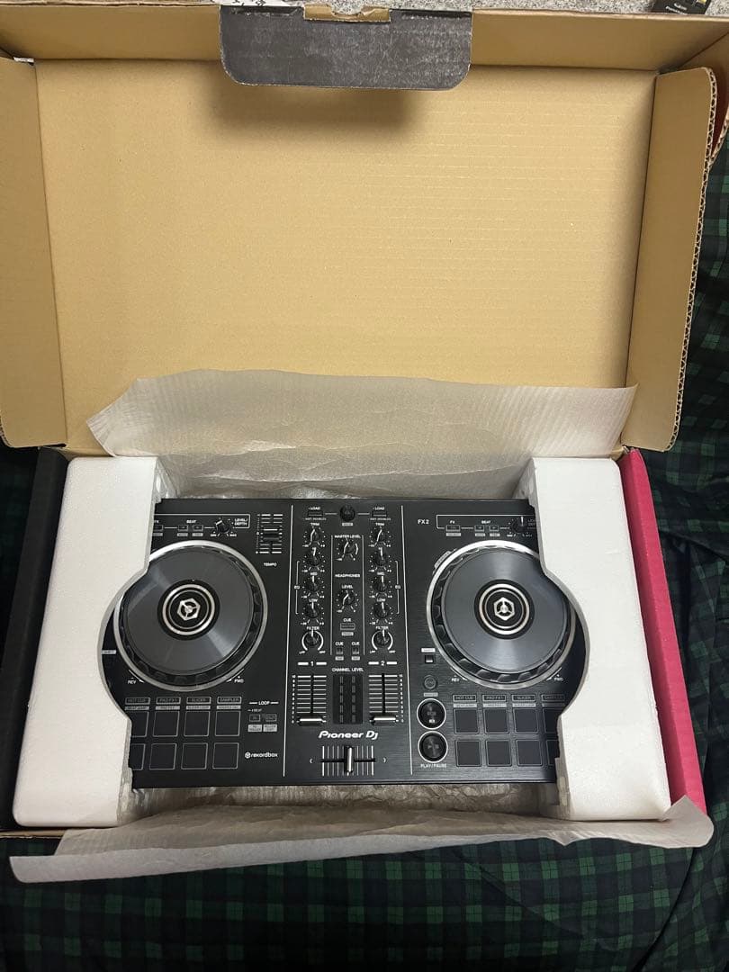 Pioneer DDJ-RB DJコントローラー
