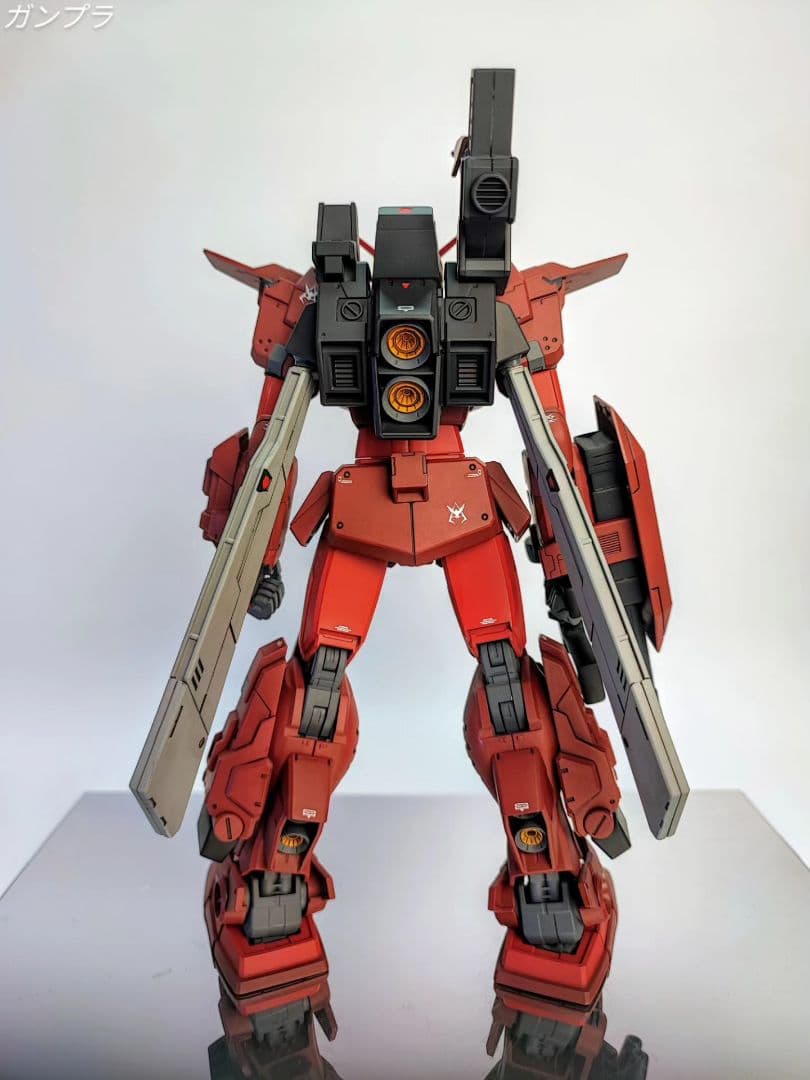MGシャア専用フルアーマーガンダム ガンプラ完成品