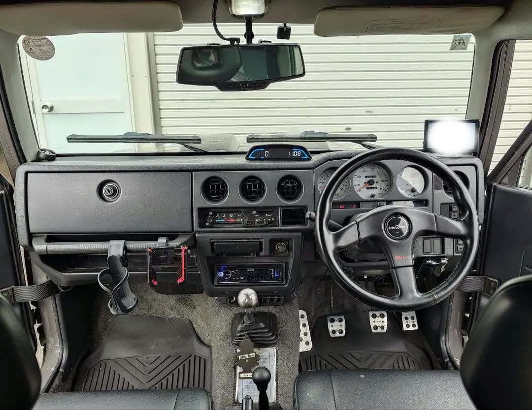 ジムニー JA22 リビルトエンジン新　全塗装新　リフトアップ　検 2年　5MT