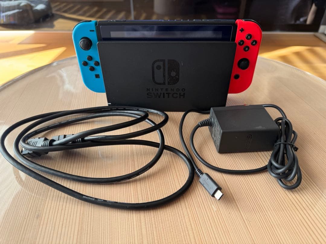 Nintendo Switch 本体 Joy-Con アダプタHDMIケーブル