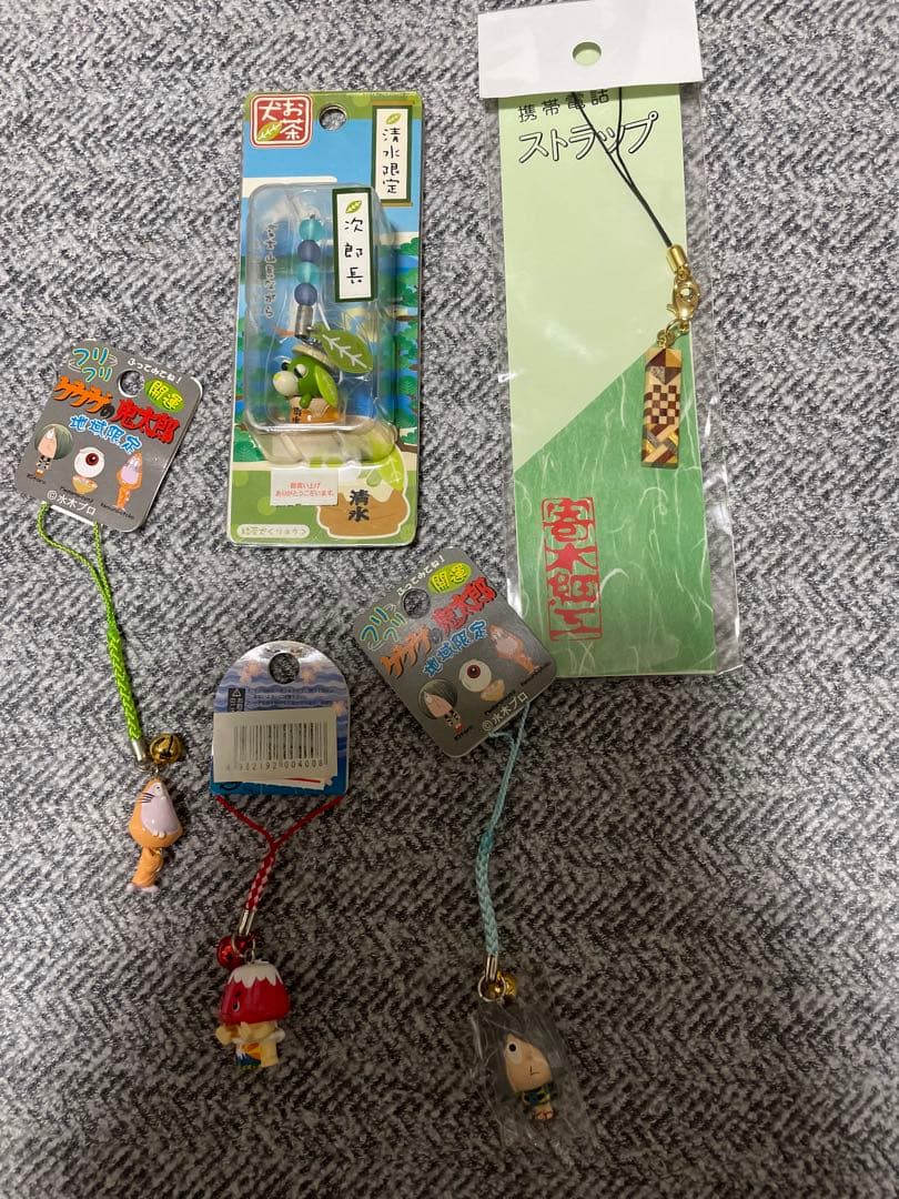 84個　まとめ売り　キャラクター　ストラップ