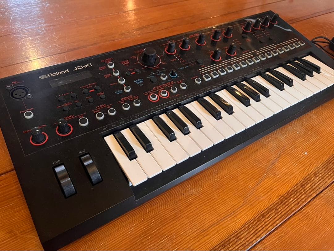 Roland JD-Xi シンセサイザー