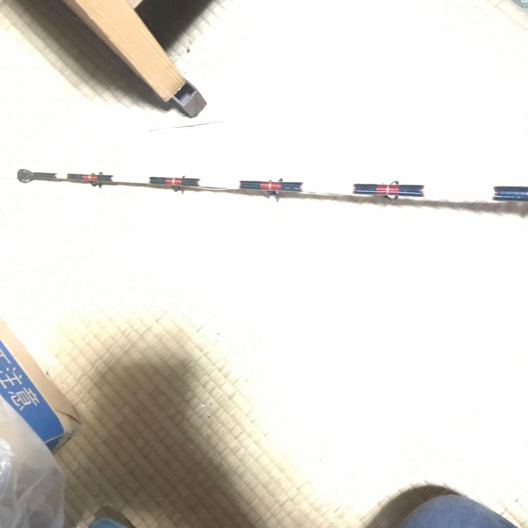 ベイトリール シルバー 金属製 右手用