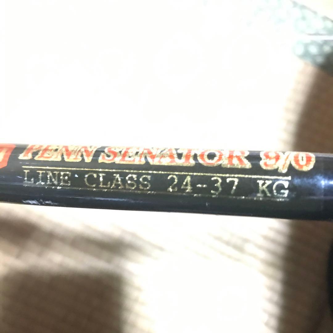 ベイトリール シルバー 金属製 右手用