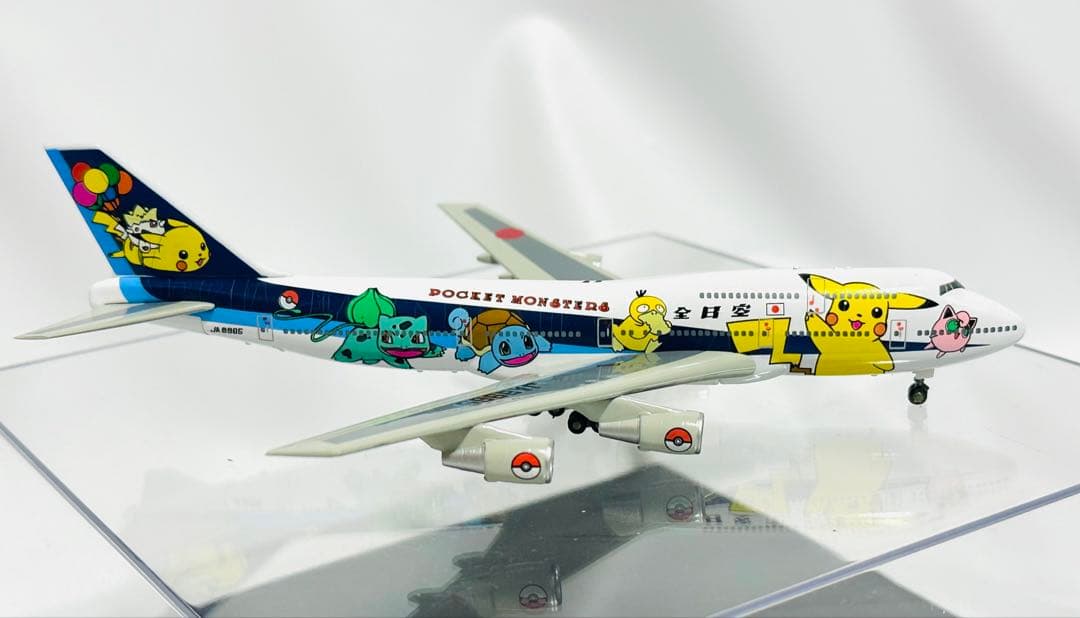 全日空商事 1/400 ANA ポケモンジェット　ダイキャストモデルプレーン