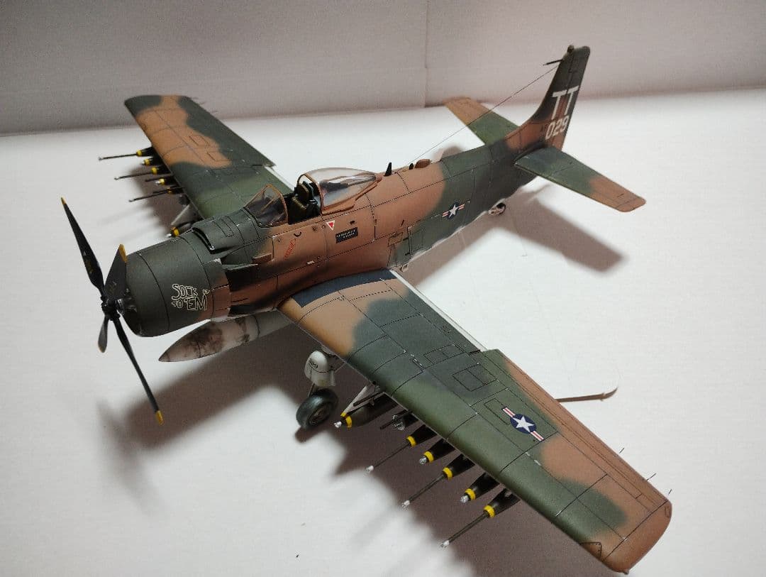 プラモデル完成機　1/48　A-1Jスカイレーダー