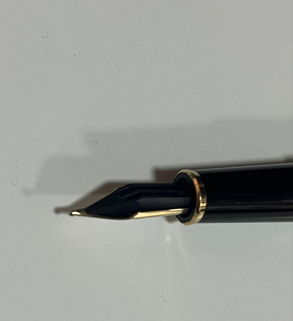 MONT BLANC 万年筆 黒 ゴールド装飾　K14