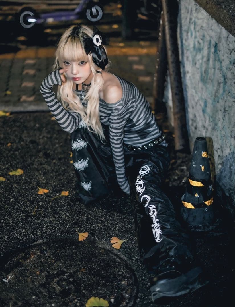 KRY「MOUMOKU」ワイドパンツ