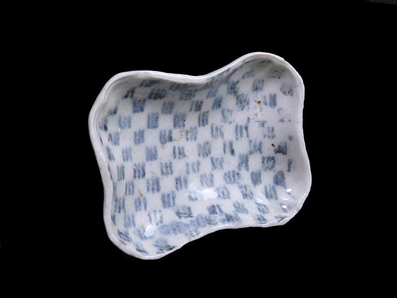 古伊万里　型刷印判　幾何学　市松紋様の図　変形皿　江戸期　AS-fbro