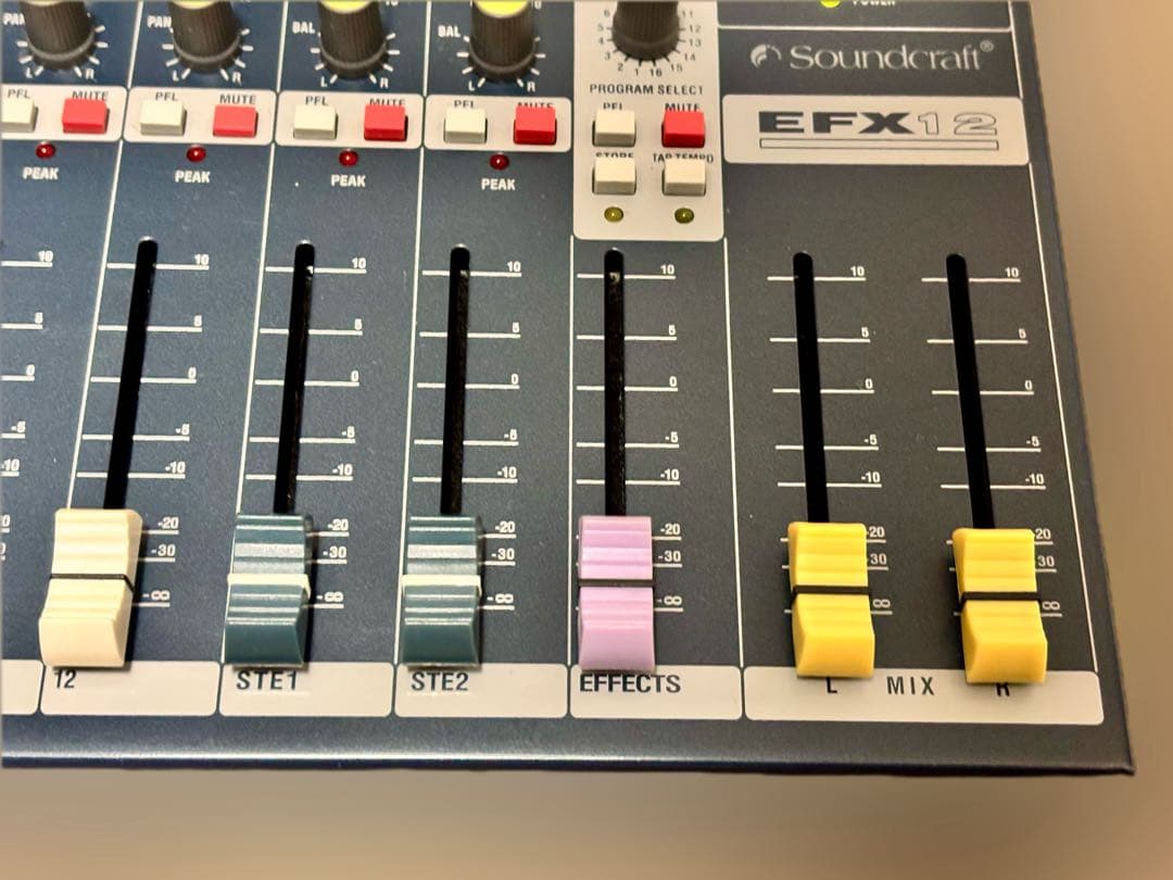 【美品】Soundcraft EFX12 アナログミキサー