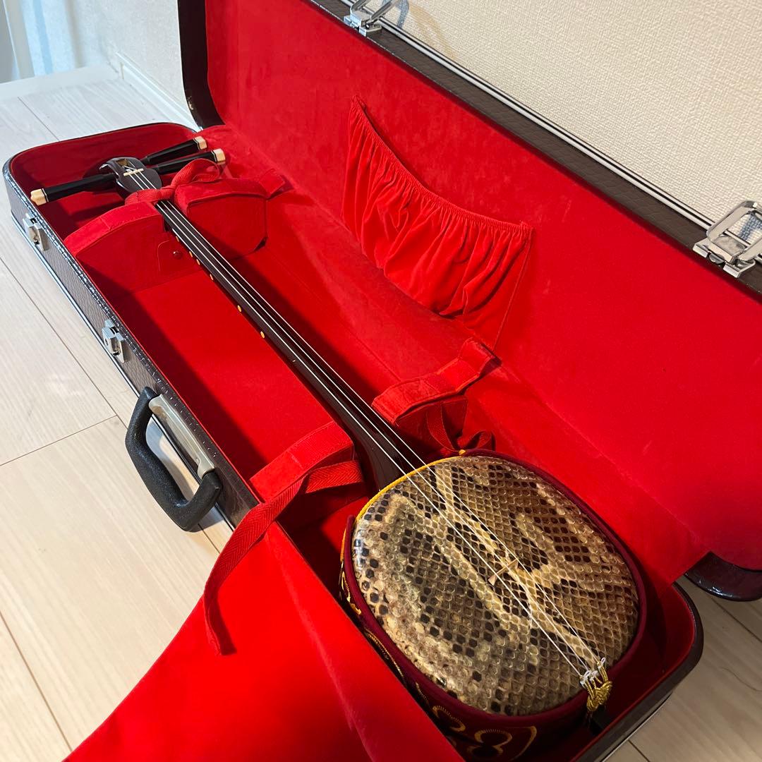 三線　沖縄三線　ほぼ未使用品　本革