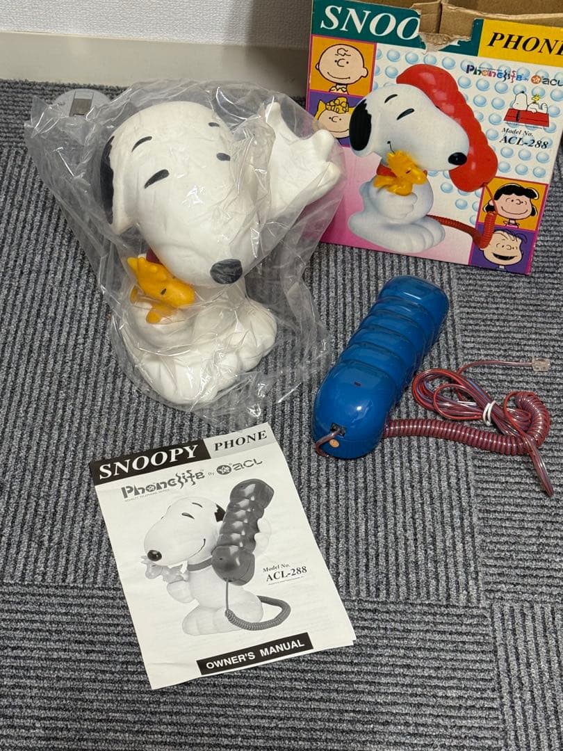 Snoopy Phone スヌーピー 電話 未使用品　デッドストック　ピーナッツ
