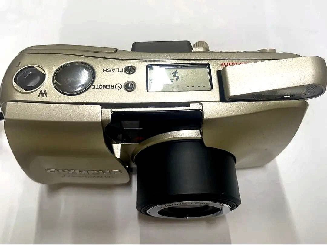 【SALE】OLYMPUS μ[mju:]105フィルムカメラシルバーケース付き