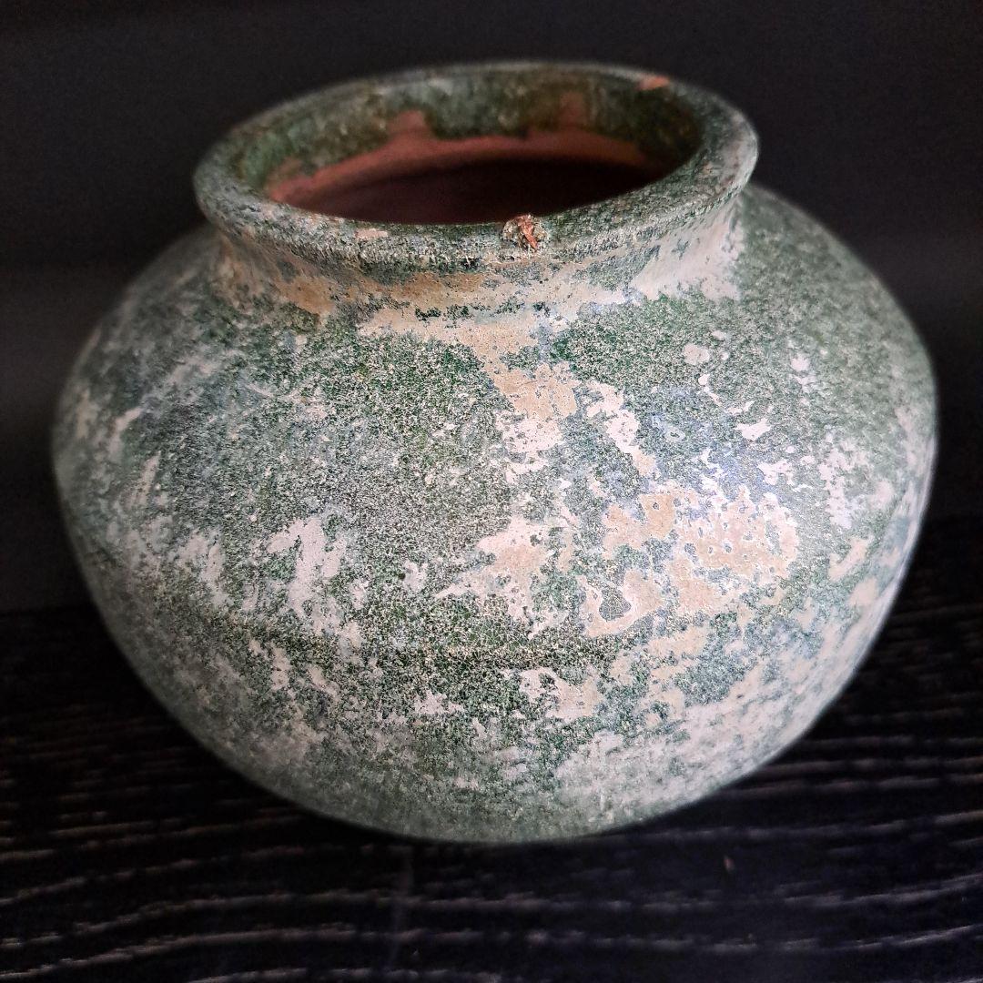 お値下げ中　　発掘品　中国古玩　後漢　一世紀頃　　銀化小壺　緑釉