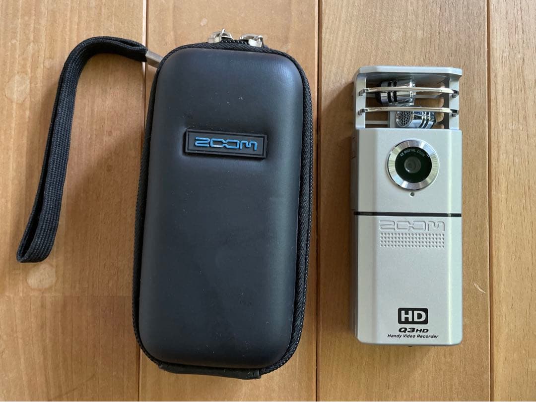 ZOOM Q3HD とAccessory pack