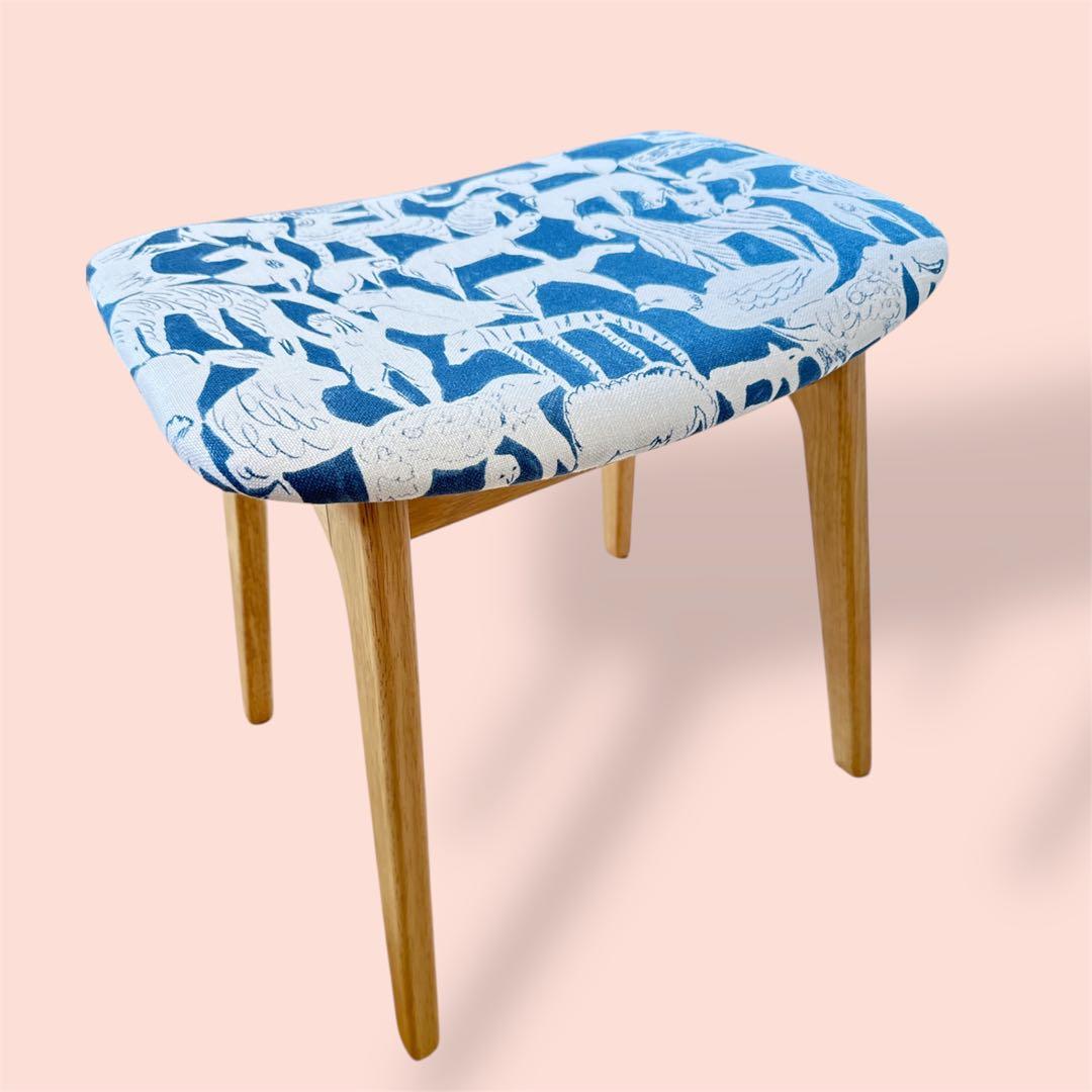 ミナペルホネン生地使用スツール　チェア　オットマン　インテリア雑貨　家具　未使用