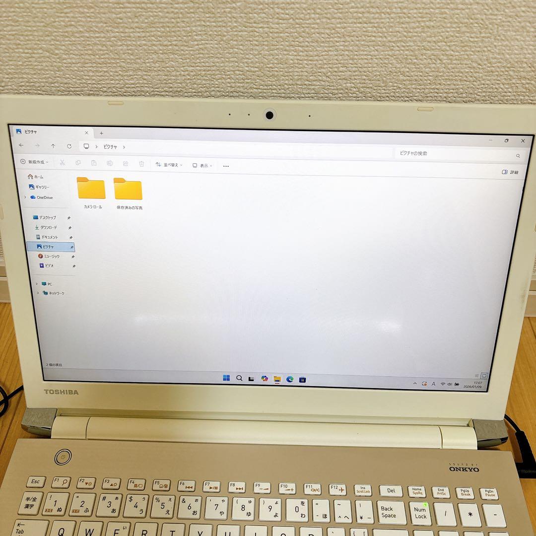 おしゃれゴールド❣快適SSD✨メモリ16GB✨Win11カメラ付 フルHD 薄型