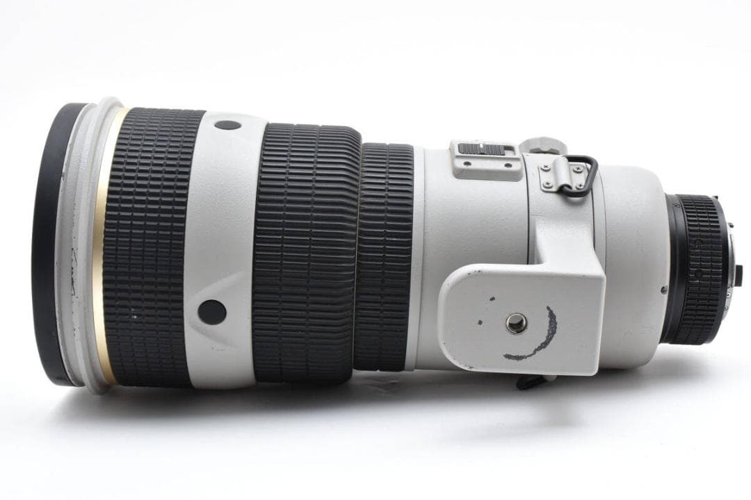 NIKON ED AF-S NIKKOR 300mm F2.8 D ライトグレー