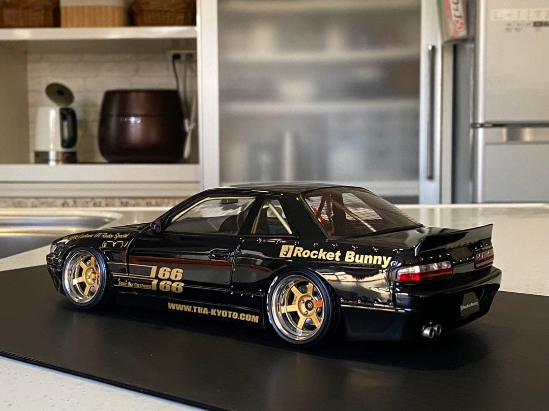 Rocket Bunny S13 イグニッションモデル　18／1スケール