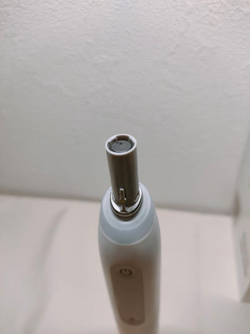 ブラウン オーラルB IO4 クリアホワイ 電動歯ブラシ 本体+替ブラシ4本