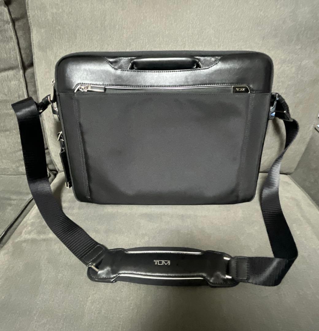 TUMI トゥミ　255001D2 ARRIVE ハミルトン スリム ブリーフ