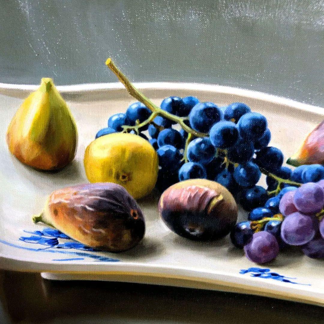 横浜市出身の洋画家川島実の【扇形皿の静物】（果物の静物画 ）、川島実F6号 油彩