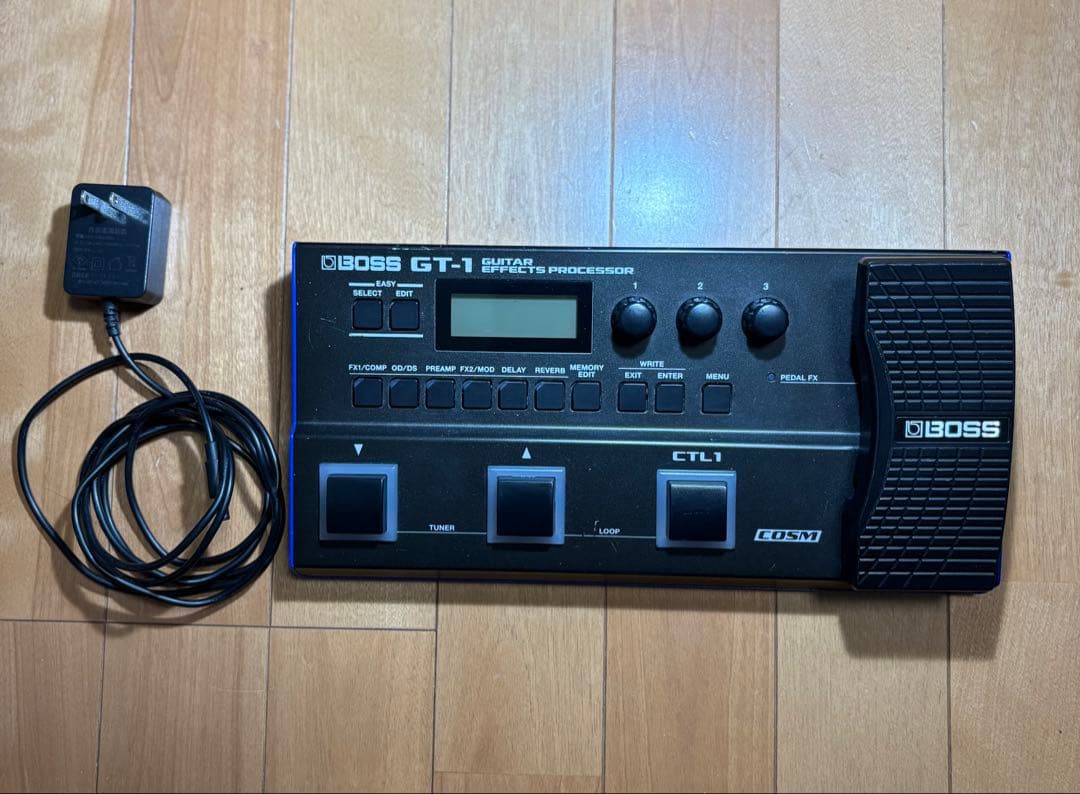 BOSS GT-1 マルチエフェクター（動作良好・ACアダプター付）