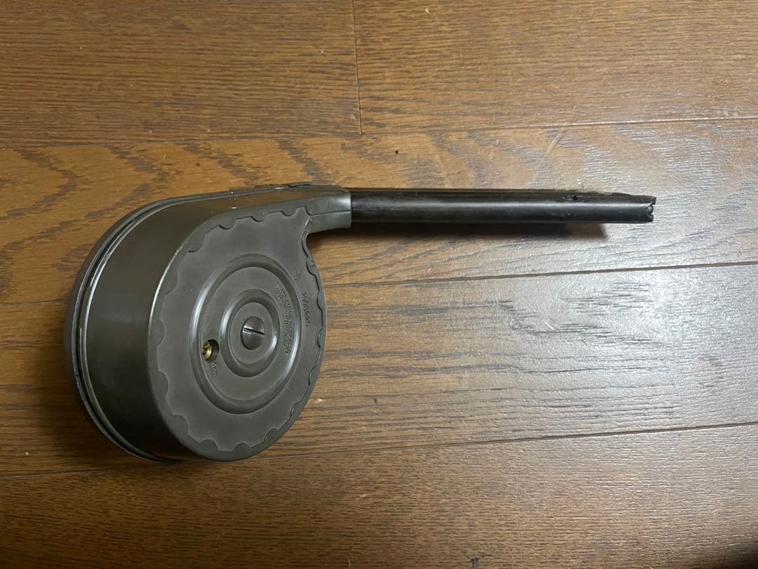 レア！？タナカ　Luger P08 エアガン 50ラウンドマガジングリップ