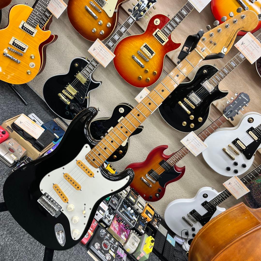 【10915】 FERNANDES 石ロゴ 1弦ビビり未調整の為、特価です。